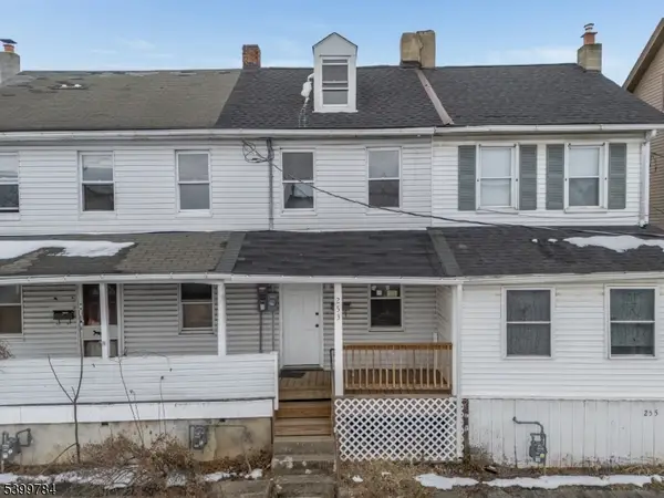 253 Washington St, Phillipsburg Town, NJ 08865