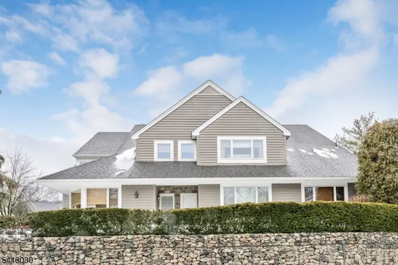 122 Brewster Rd, Wyckoff, NJ 07481 - #2