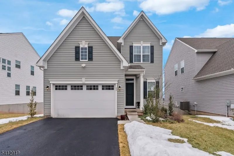 22 Oakwood Blvd, Union, NJ 08827 - #1