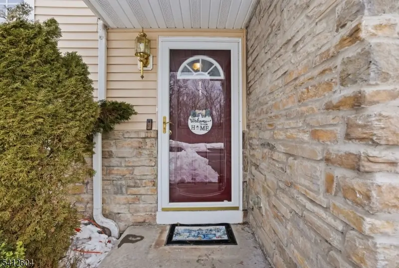 1 Brookview Ln, Hamburg, NJ 07419 - #2