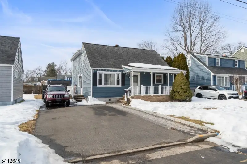 429 1st St, Middlesex, NJ 08846 - #1