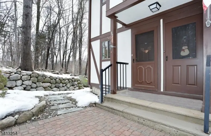 302 Mark Twain Way, Mahwah, NJ 07430 - #3