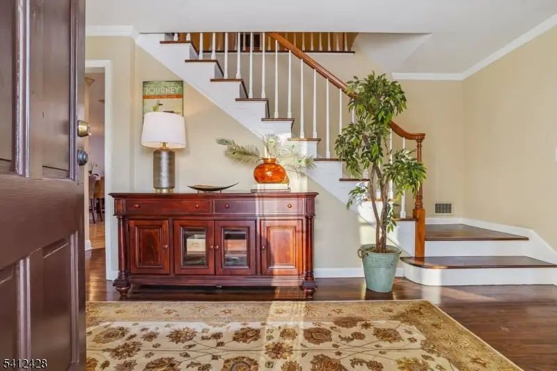 12 Cayuga Way, Millburn, NJ 07078 - #3