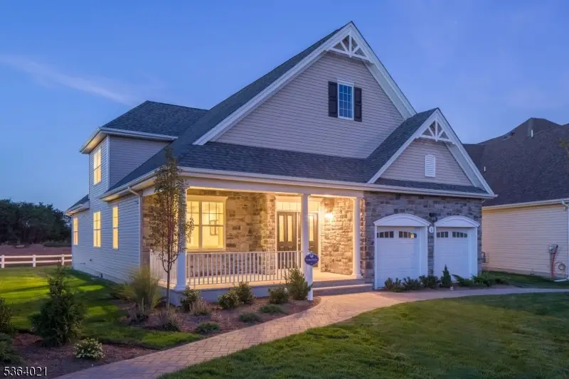 6 Leidl Cir, Martinsville, NJ 08844 - #1