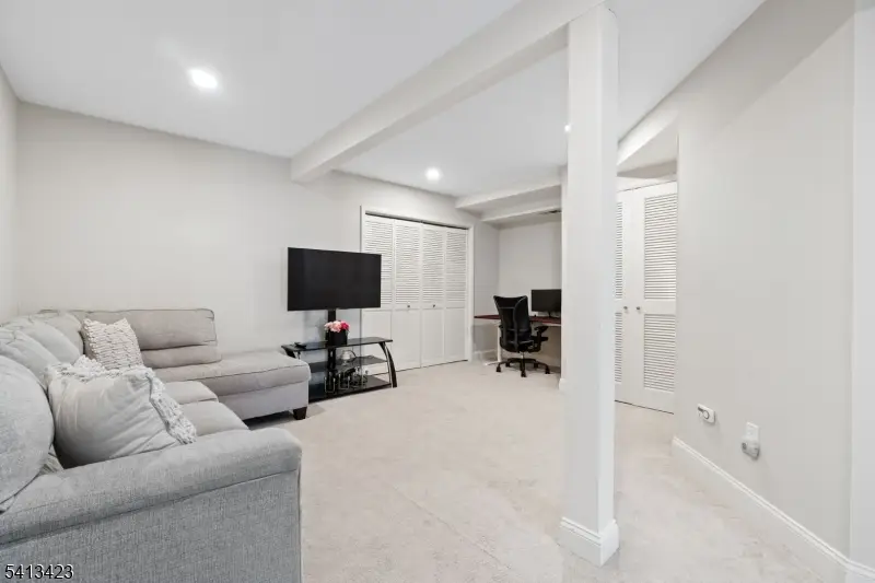 42 Lexington Ln #E, West Milford, NJ 07480 - #3