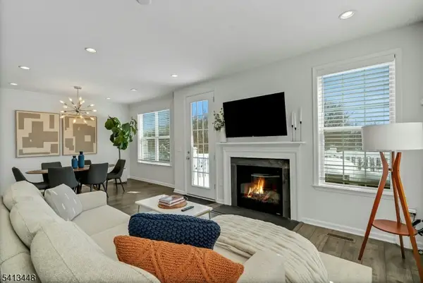 67 Sequoia Dr, Cedar Grove Twp., NJ 07009