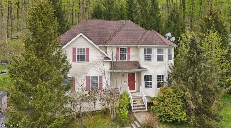 9 Poplar Ct, Allamuchy, NJ 07840 - #2