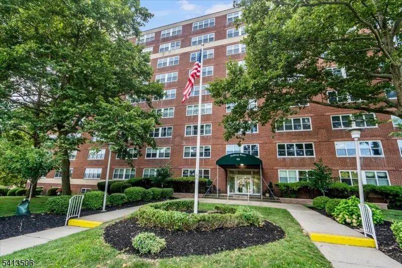 926 Bloomfield Ave #5E, Glen Ridge, NJ 07028 - #1