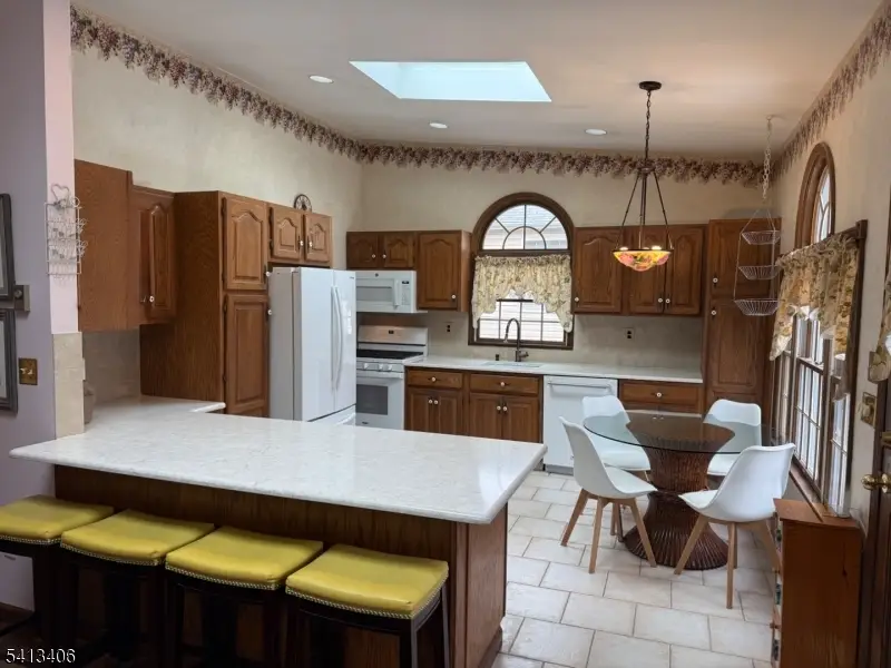 80 Rhoda Ave, Nutley, NJ 07110 - #3