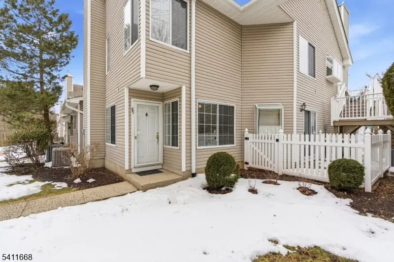 85 Encampment Drive Ondo, Bedminster, NJ 07921 - #2