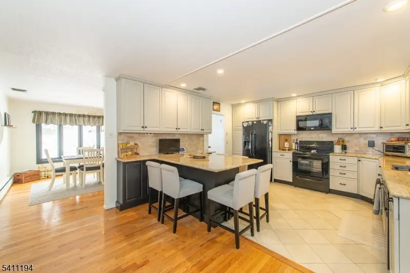 5 Winding Way, Andover, NJ 07821 - #3