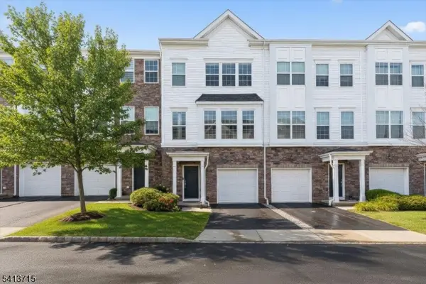 303 Saratoga Ct, Branchburg Twp., NJ 08876