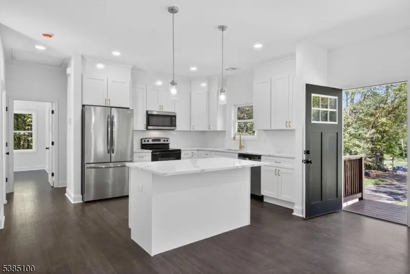 903 Aspen Ct, Crandon Lakes, NJ 07860 - #1