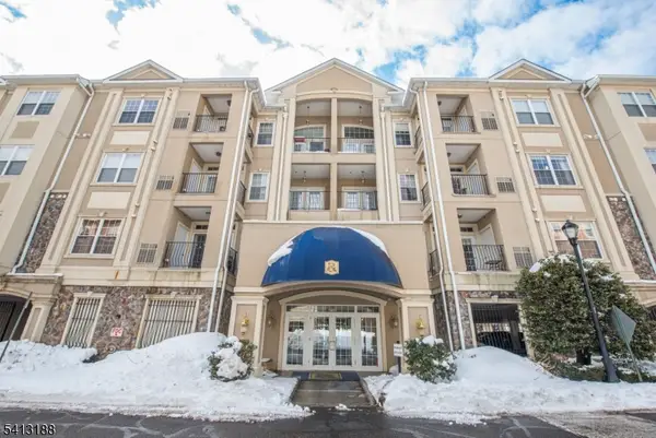 6105 Harcourt Rd, Clifton City, NJ 07013