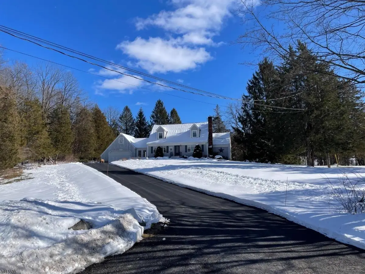 938 Potters Rd, Stillwater, NJ 07860 - #1