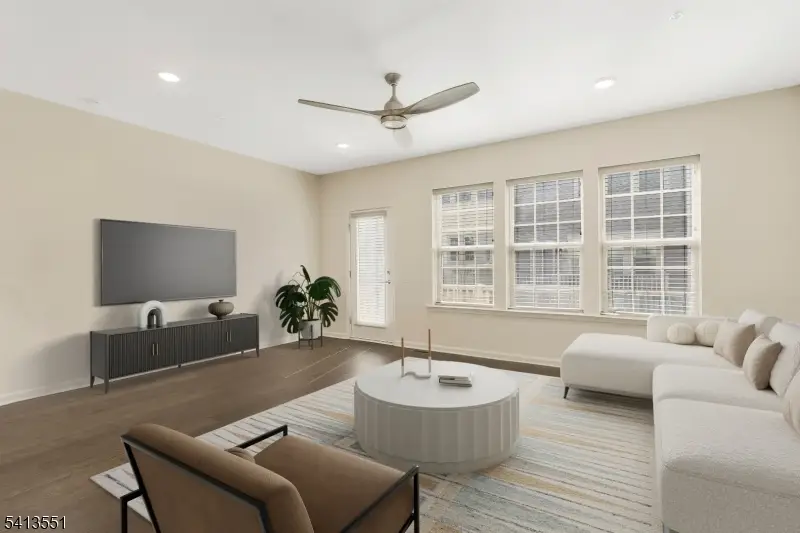 17 Gala Ct, Livingston, NJ 07039 - #2