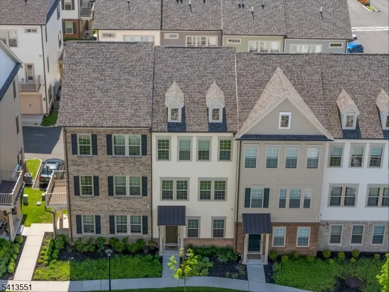 17 Gala Ct, Livingston, NJ 07039 - #3