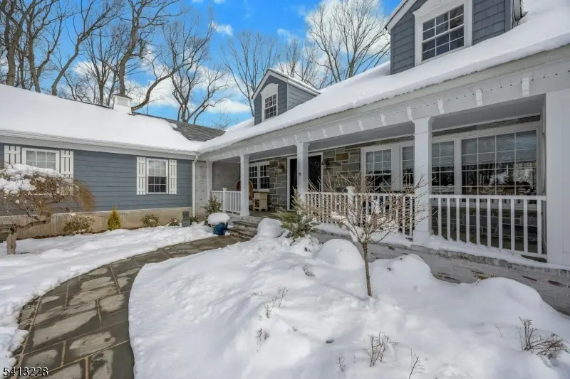 88 Chestnut Ridge Rd, Saddle River, NJ 07458 - #2