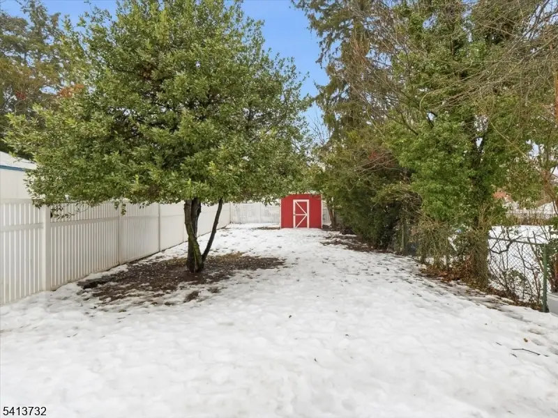 46 Maple St, Bloomfield, NJ 07003 - #3