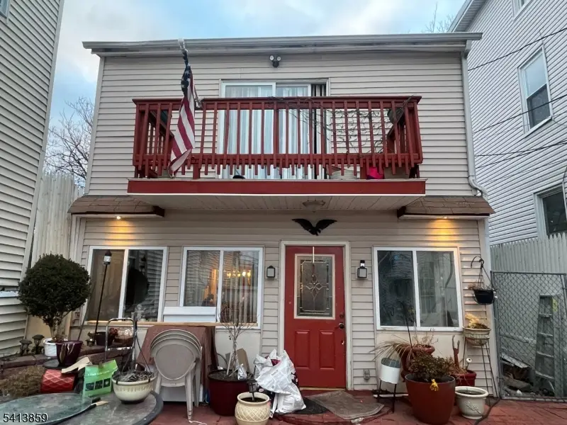 25 Ward St, Paterson, NJ 07501 - #1