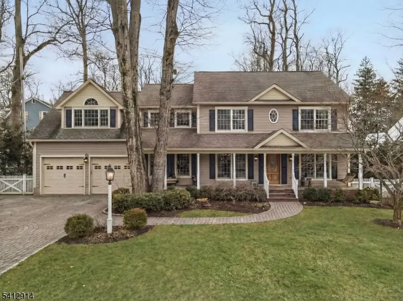 21 Spring St, Chatham, NJ 07928 - #1