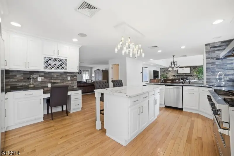 21 Spring St, Chatham, NJ 07928 - #2