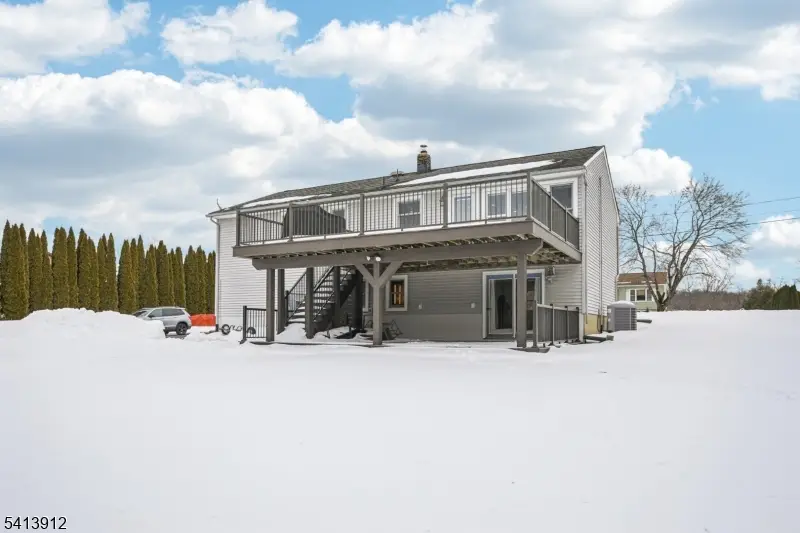 6 Highview Dr, Stockholm, NJ 07460 - #3