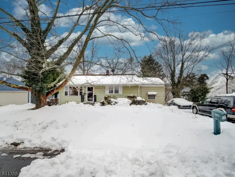 128 Runyon Ave, Franklin, NJ 08873 - #2