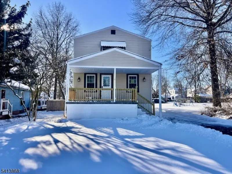 168 Oak St, Bradley Gardens, NJ 08807 - #1