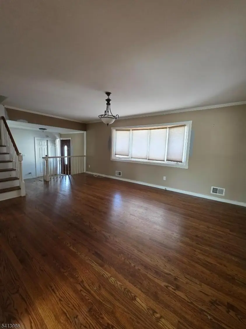 112 Hill Hollow Rd, South Plainfield, NJ 07080 - #2