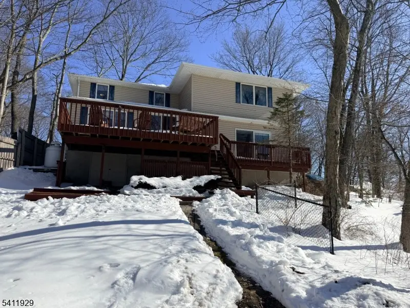 32 Clayton Rd, Upper Greenwood Lake, NJ 07480 - #2