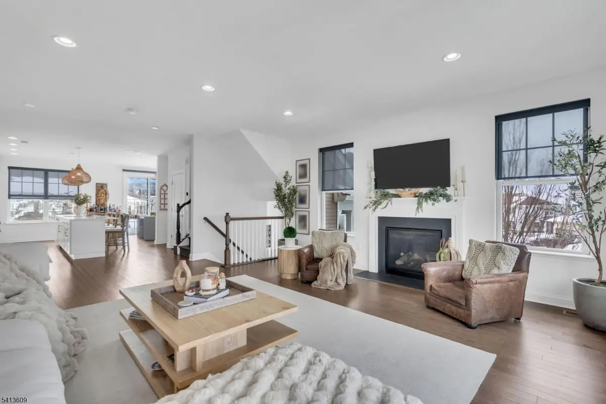 18 Blazingstar Way, Allamuchy, NJ 07840 - #1