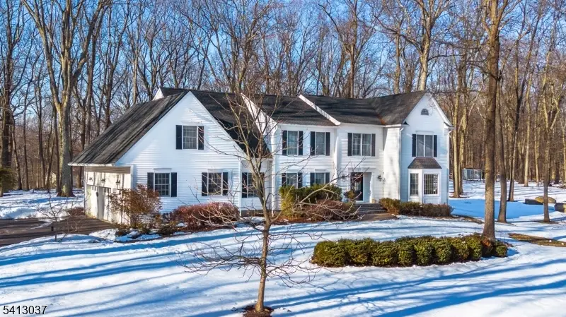 7 Chestnut St, Washington, NJ 07853 - #1