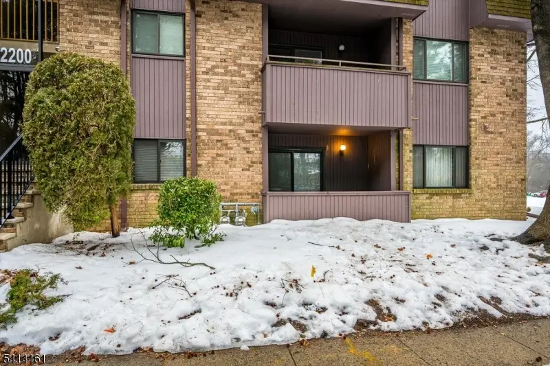 2211 Old Stone Mill Dr #2211, East Windsor, NJ 08512 - #3