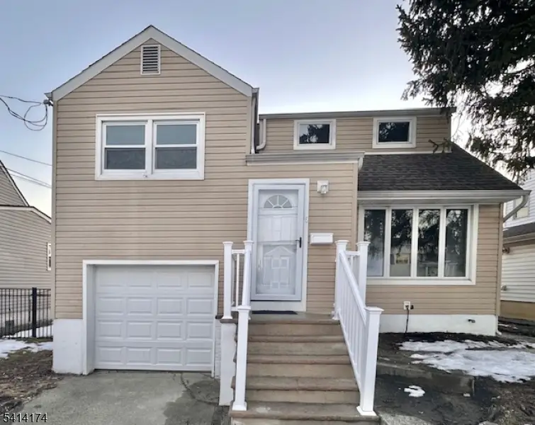 5 Gardner Pl, Sayreville, NJ 08859 - #1