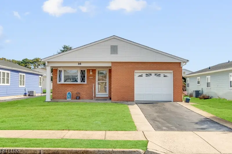 16 Calalou Ct, Berkeley, NJ 08757 - #3