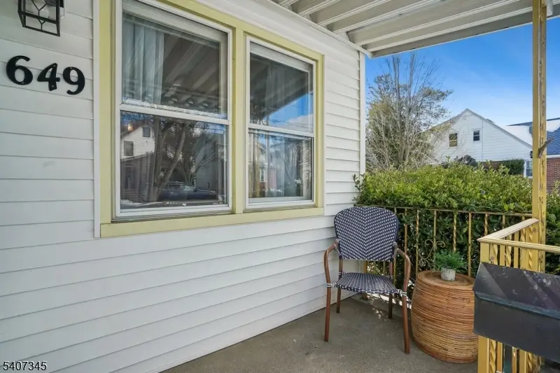 649 8th St, Carlstadt, NJ 07072 - #3