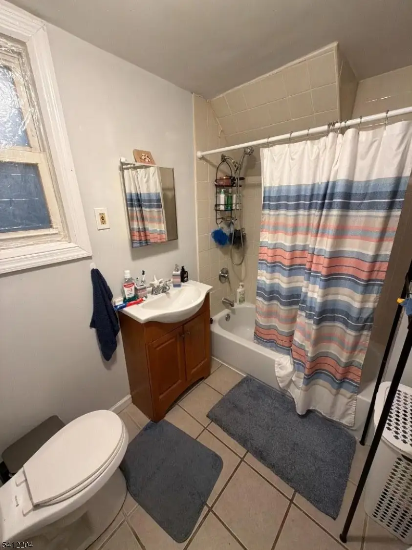 33 N 7th St, Paterson, NJ 07522 - #3