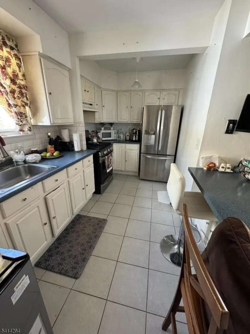 492 Westminster Pl, Lodi, NJ 07644 - #3