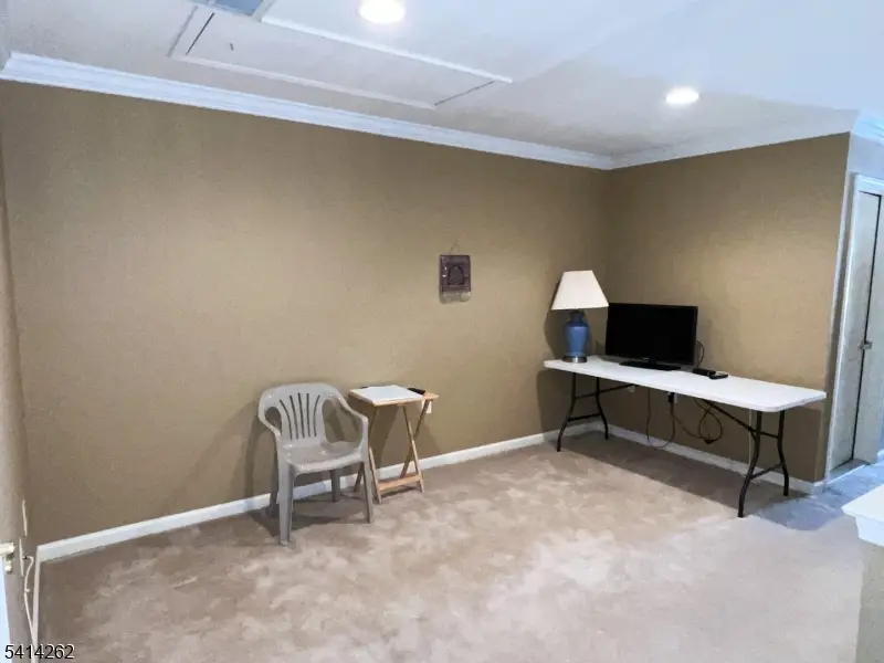 12 Yates Ave, Franklin, NJ 08873 - #3