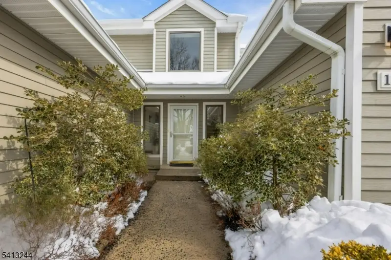 114 Hagerman Ct, Bridgewater Center, NJ 08807 - #2