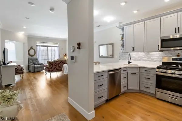 302 Fischer Ct #302, Rockaway Twp., NJ 07866