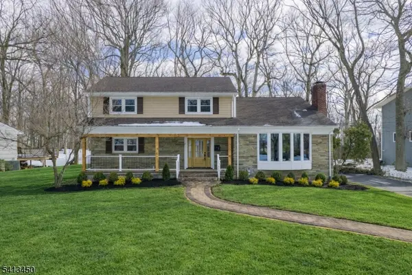 27 Hunterdon Blvd, Berkeley Heights Twp., NJ 07974