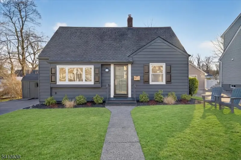 96 Lynwood Rd, Verona, NJ 07044 - #1