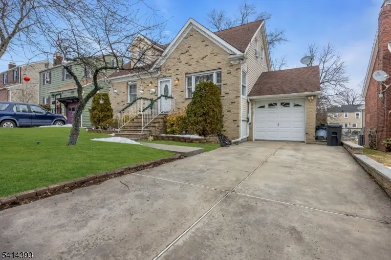 321 Sherwood Rd, Union, NJ 07083 - #2