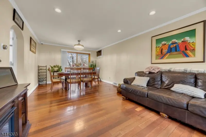 321 Sherwood Rd, Union, NJ 07083 - #3