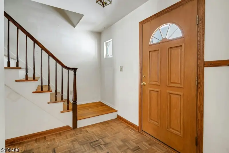 7 Manchester Dr, Whippany, NJ 07981 - #2