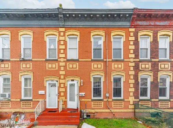 840 Grove St, Elizabeth City, NJ 07202