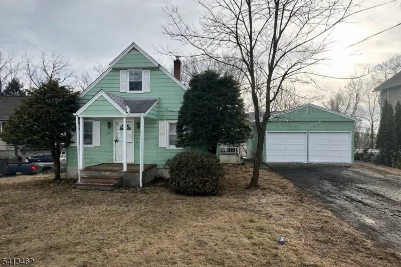 230 Macdonald Dr, Wayne, NJ 07470 - #1