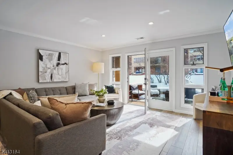 6 Mews Ln, South Orange, NJ 07079 - #3